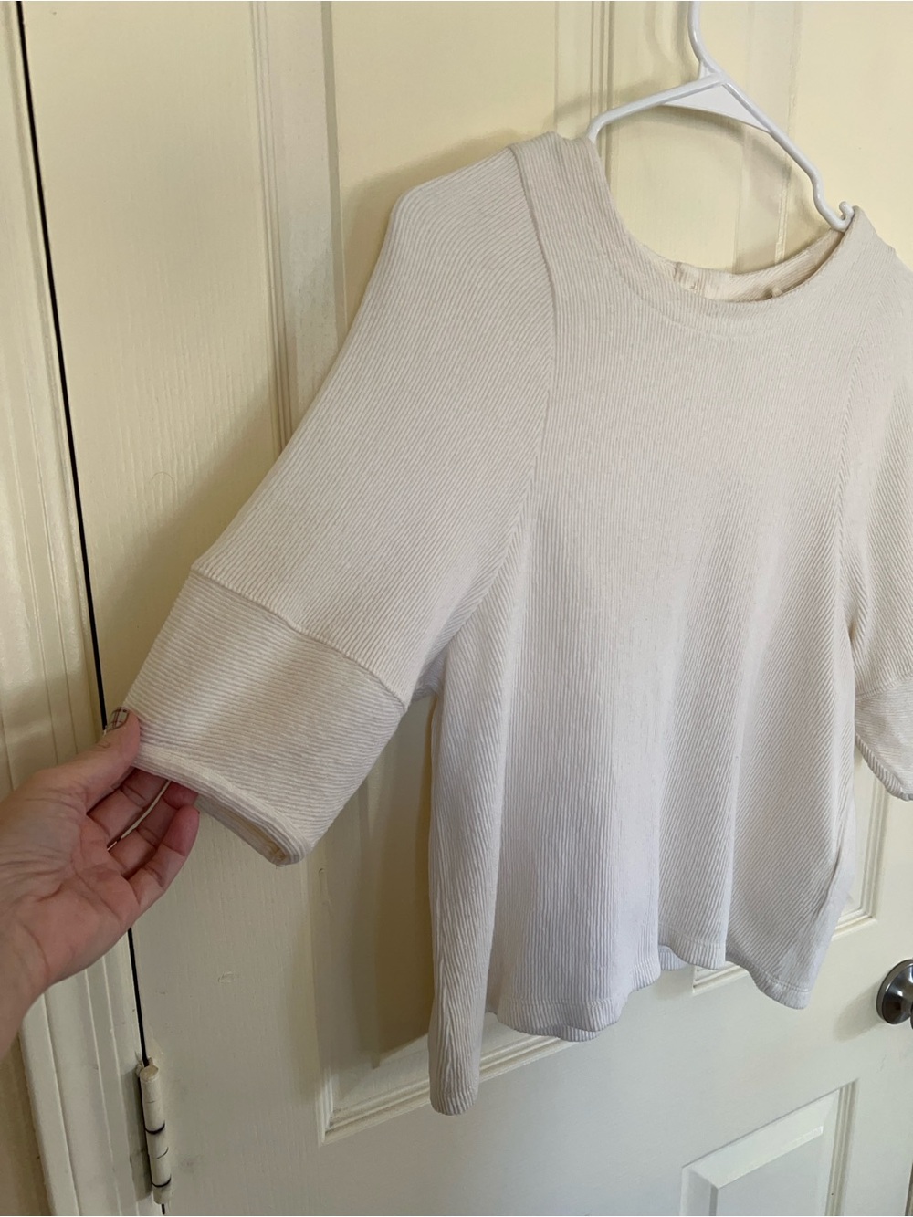 Madewell Ivory Ribbed Boxy Top Button Back Size M - Picture 3 of 9